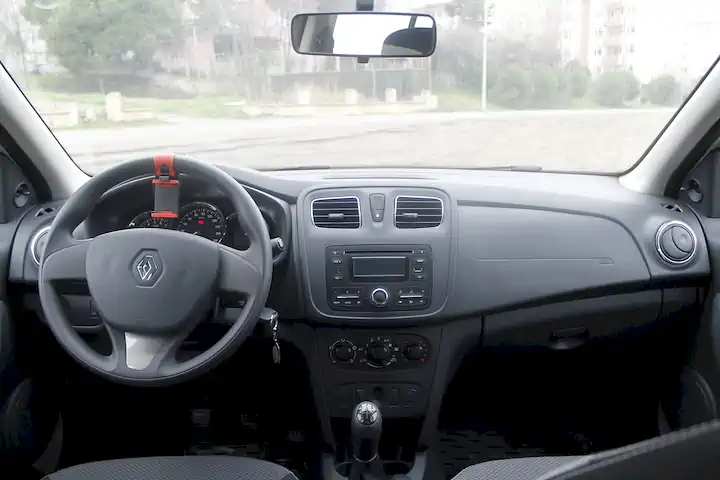 Renault Symbol Diesel dalyancar rental dalyan 